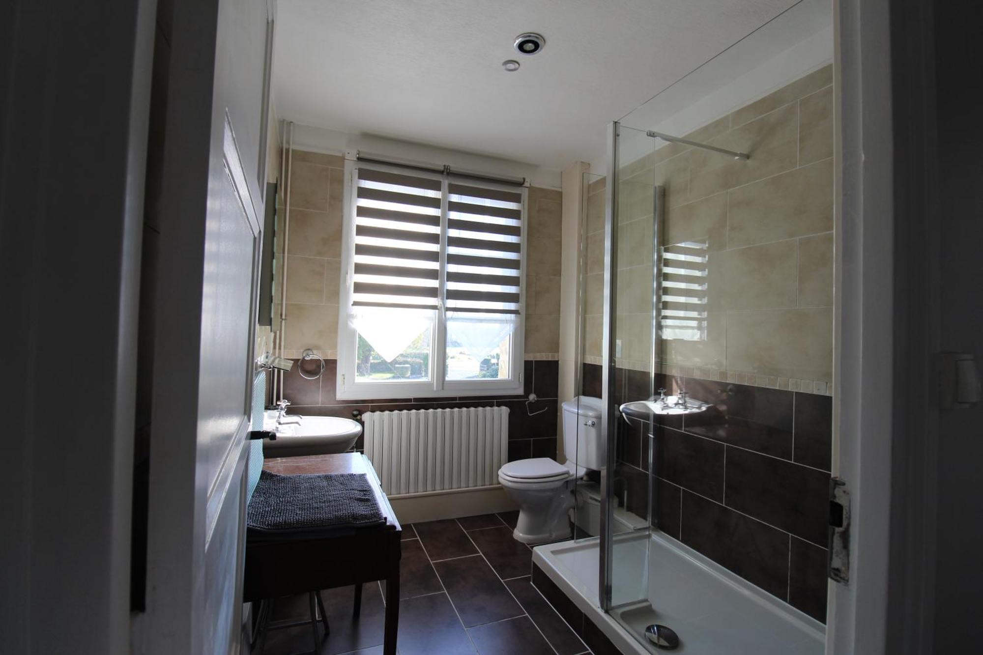 Le Clos Castel Raids Bagian luar foto
