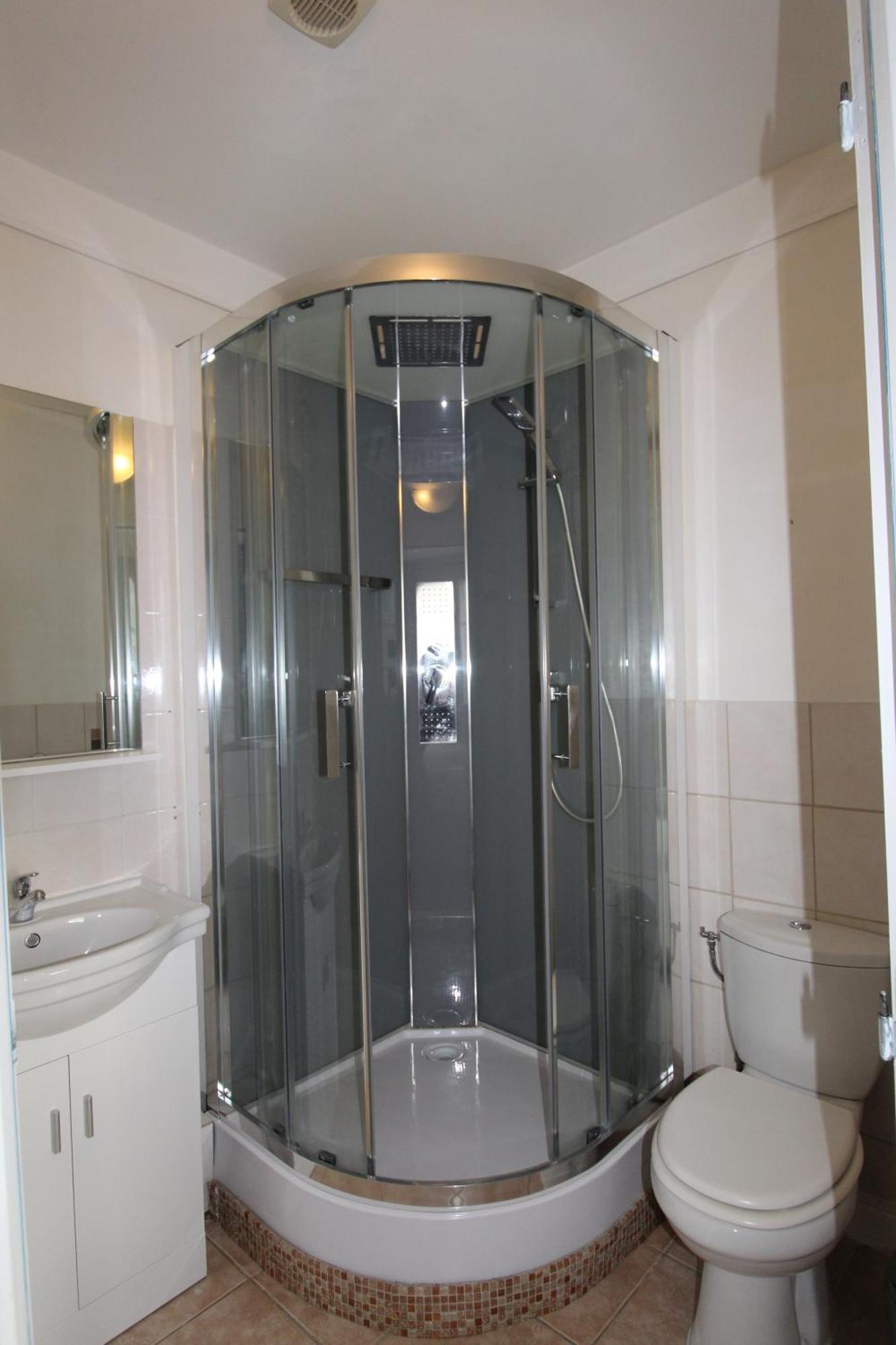 Le Clos Castel Raids Bagian luar foto